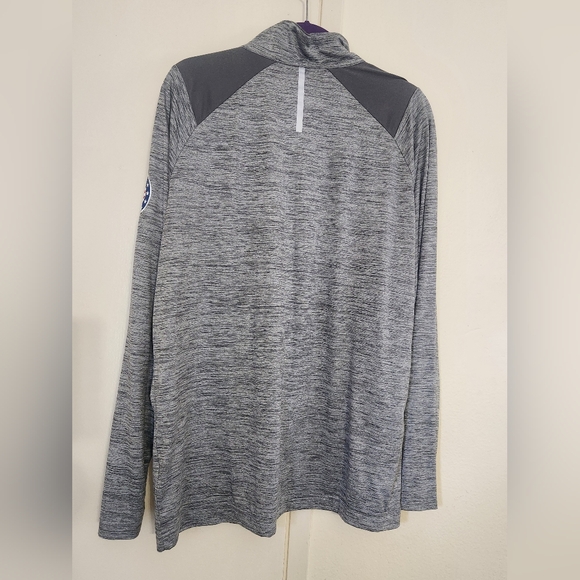 Fanatics Gray Striped Pullover - Picture 2 of 11